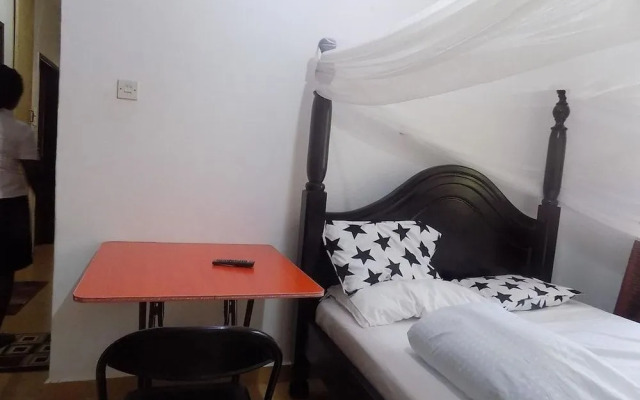 Livani Beach Motel