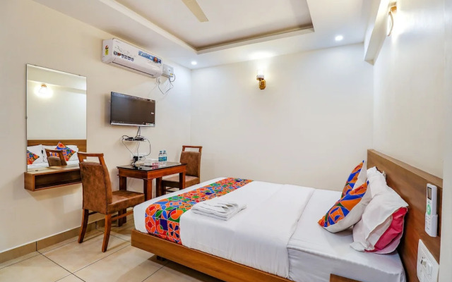 Fabhotel Green Park Residency