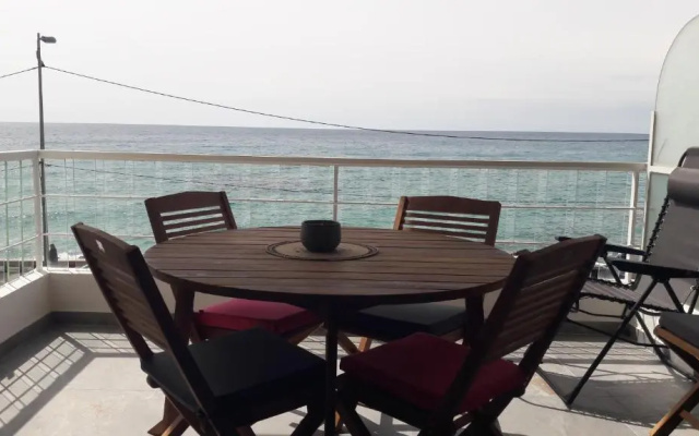 Splendide studio front de mer