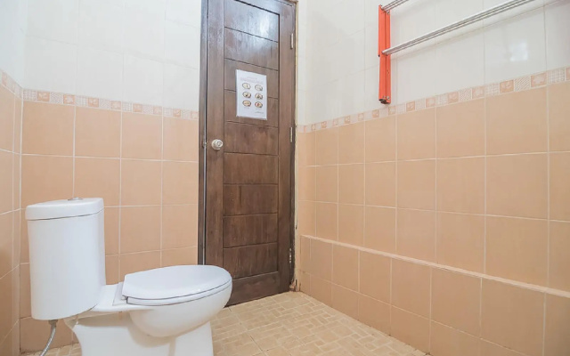 RedDoorz near Jatinangor Town Square