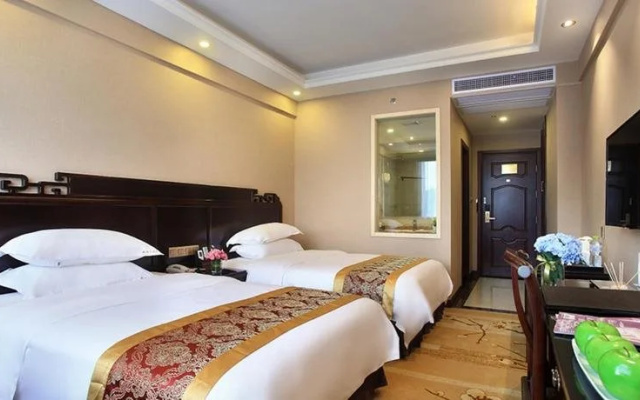 Shengshi Grand Hotel