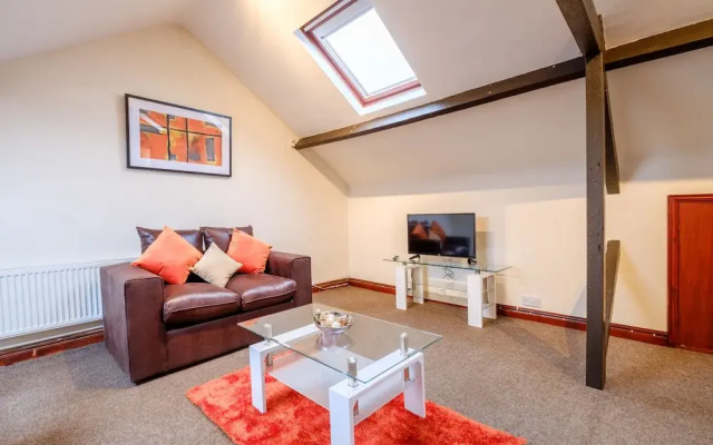 City Road Apartment