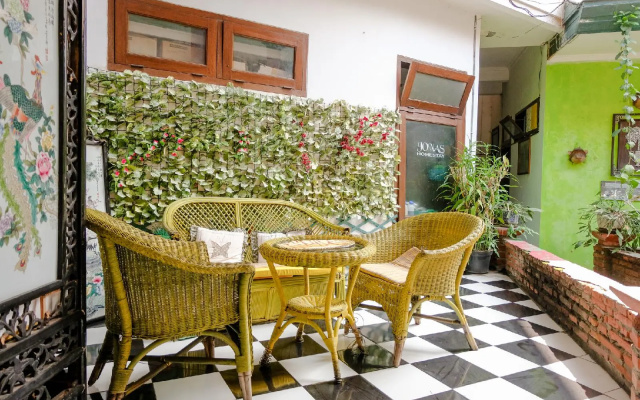Jonas Homestay