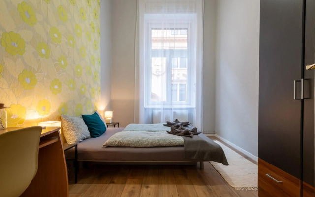 City Center Apartment