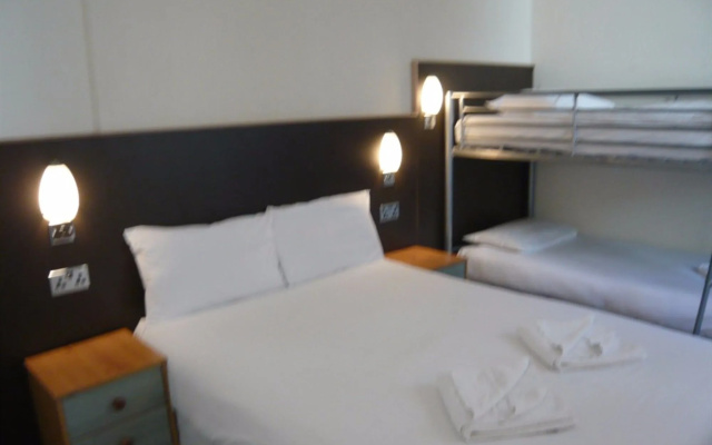 Dutchman Hotel