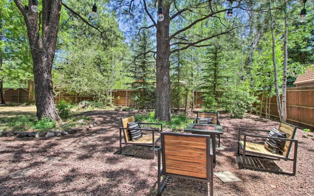 Patio, Fenced Yard: Pet-friendly Pinetop Cabin!