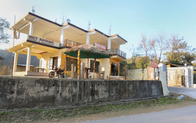 OYO 67358 Hot Spring Hotel And Restaurant