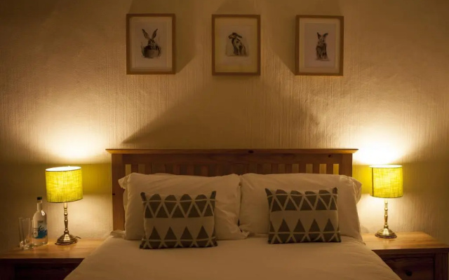 Coach House Norbury