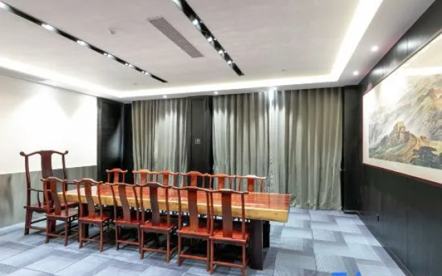 Lefei City Pin Hotel