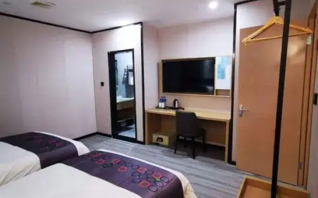 Yimi Select Hotel