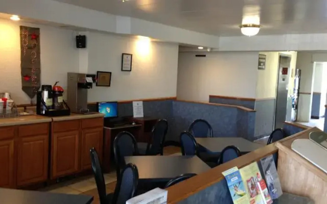 Super 8 Motel East Hazel Crest