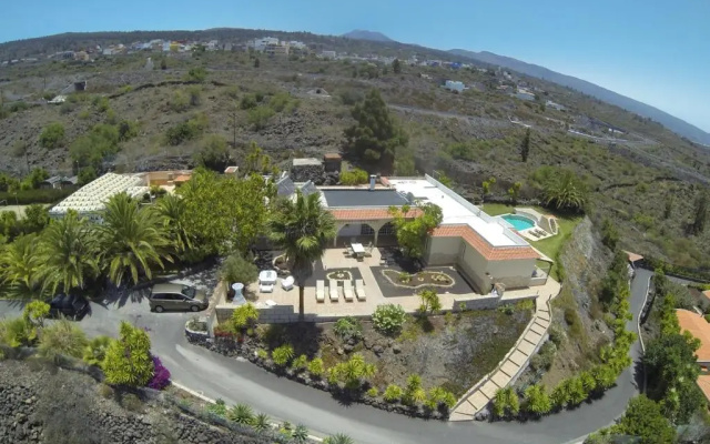 Studio Pablo Finca Montimar