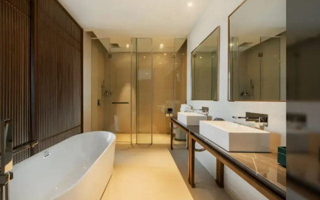 Anji Xingchen Argyle Grand Hotel