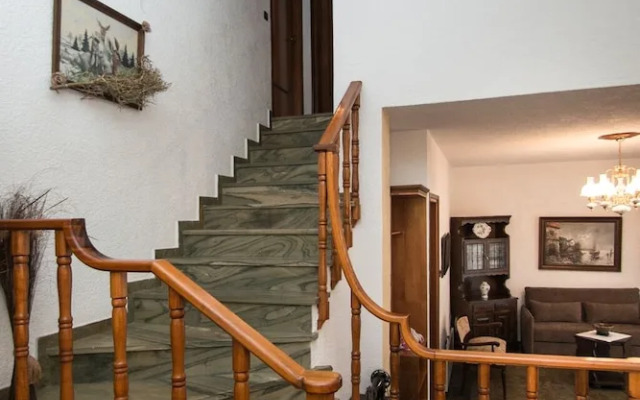 Stemma Pool Villa