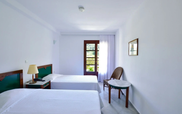 Kalidon Beach Hotel