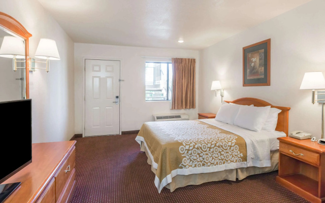 Days Inn by Wyndham Willcox