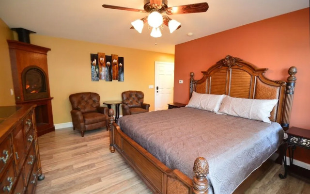 Waters Edge B&B Resort