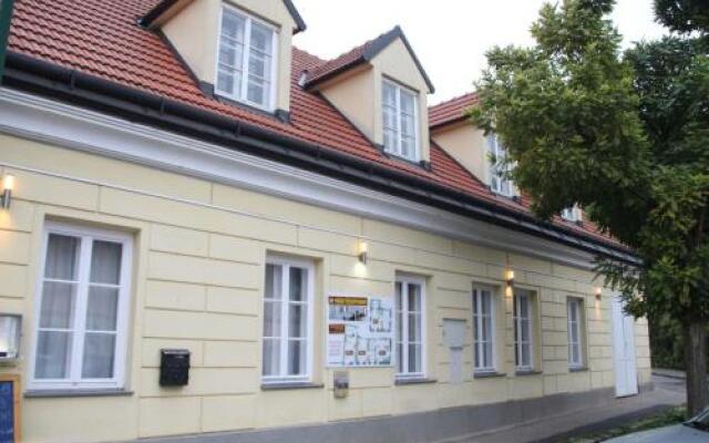 Отель Gasthaus zum Brandtner Австрия, Вена - отзывы, цены и фото номеров - забронировать отель Gasthaus zum Brandtner онлайн вид на фасад