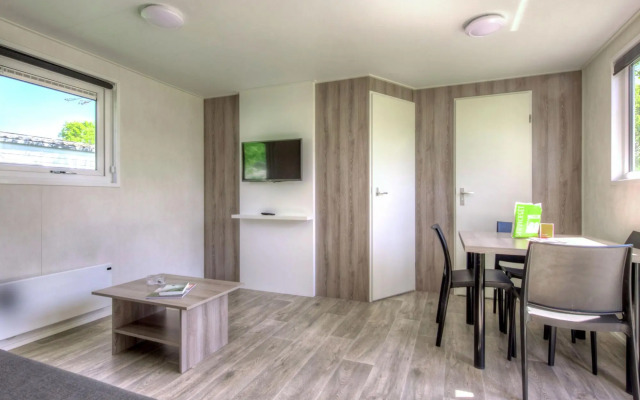 Chalet in Kamperland Near the Beach