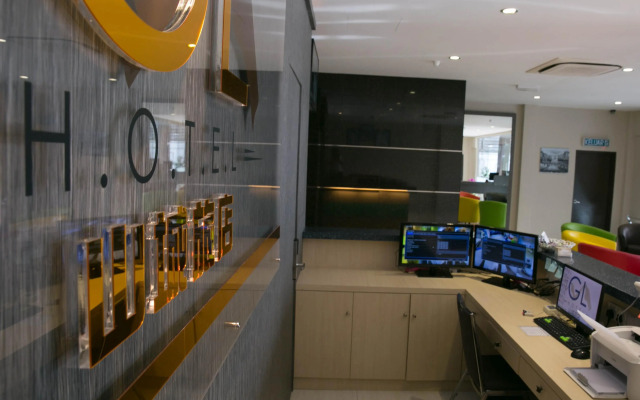 GL Hotel