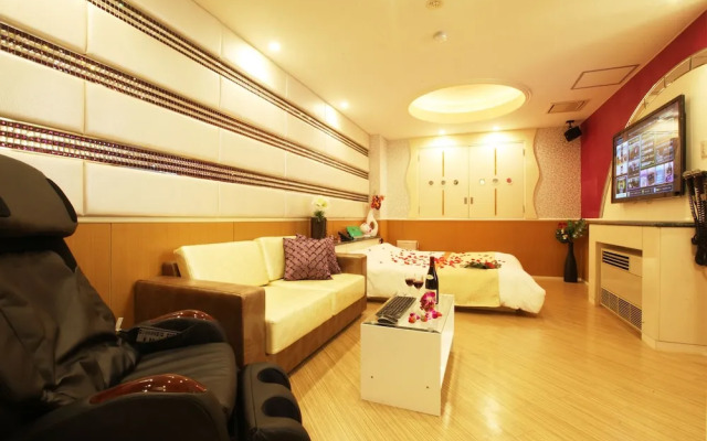 GRAND CARIBBEAN RESORT HOTEL - Adult Only