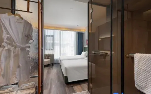 Yibo Yunxi Hotel (Jiujiang College Branch on Shili Avenue)
