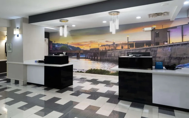 La Quinta Inn & Suites Prattville