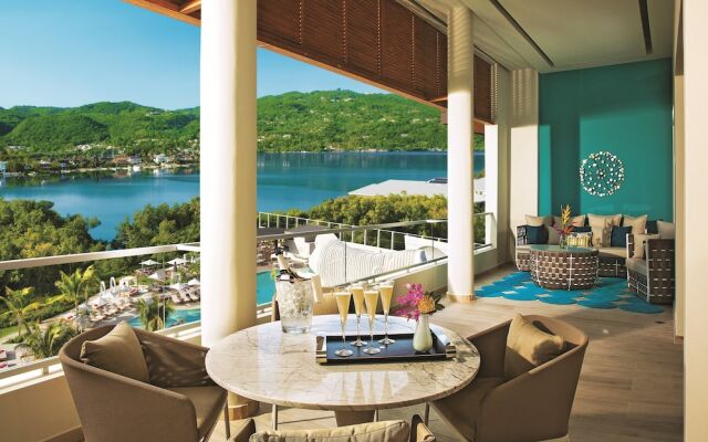 Отель Breathless Montego Bay - Adults Only - All Inclusive вид на фасад