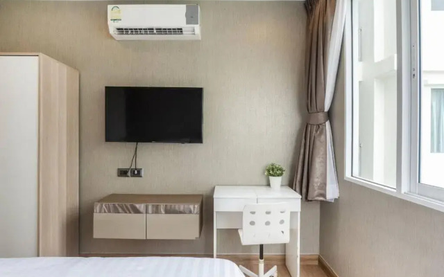 Penthouses 2Bedrooms @MRT Huai Khwang 会说中文