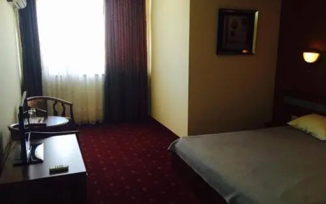 Hotel Luxor