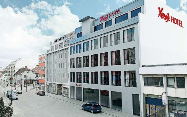 Отель Yess! Hotel Норвегия, Кристиансанд - отзывы, цены и фото номеров - забронировать отель Yess! Hotel онлайн вид на фасад