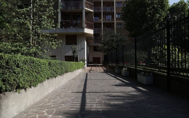 Отель La Casa delle Arti Milano - Vintage Guesthouse Милан вид на фасад