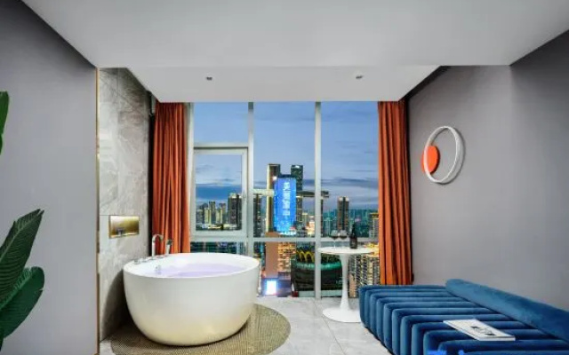 Chongqing Ting high altitude riverview hotel