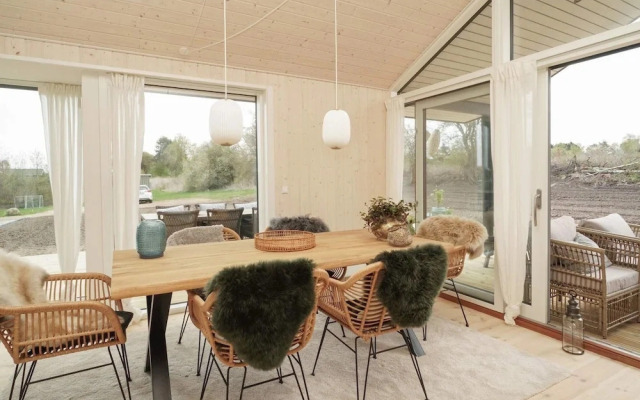5 Star Holiday Home in Horve