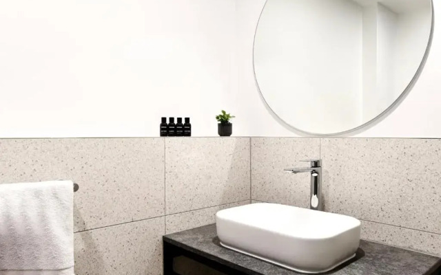HotelMOTEL Adelaide
