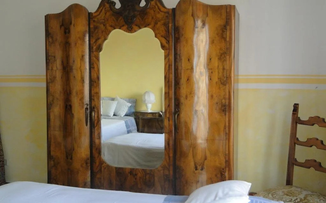 B&B Caslett
