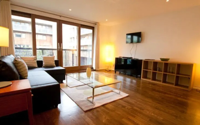 IFSC Dublin City Apartments by The Key Collection