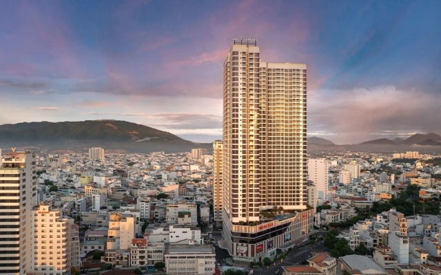 Отель Melia Vinpearl Nha Trang Empire
