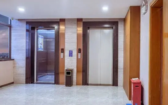 Liuzhou Meixin Hotel (Liunan Wanda RT-Mart Store)