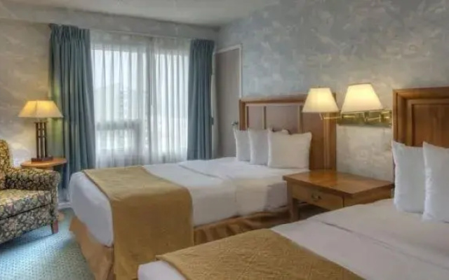 Quality Inn And Suites Beachfront