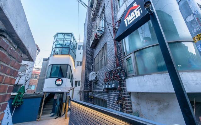 THAT HOUSE Itaewon - Hostel вид на фасад