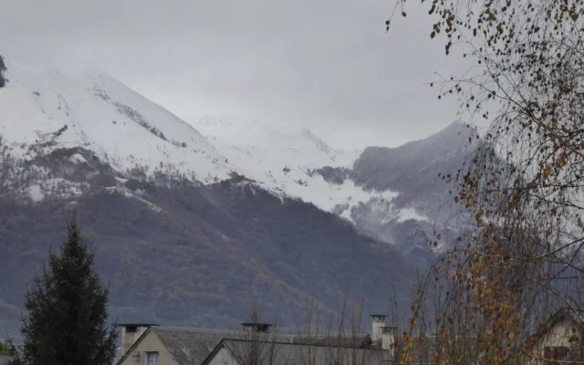 Les Berges Du Gave D'azun