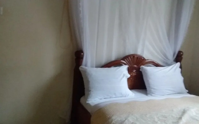 Trust White Hotel