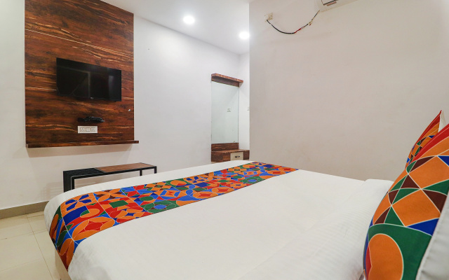 Fabhotel Double Tree
