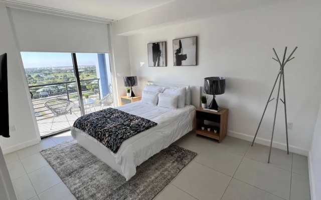 Apartment At Downtown Doral