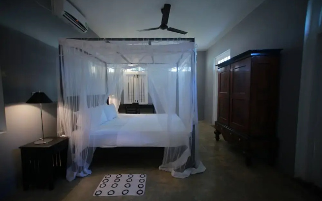 Olanda Private Beach Villa