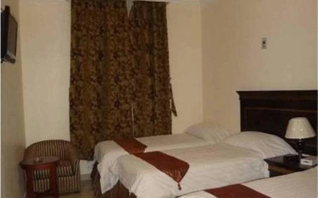Zahra White Palace Hotel