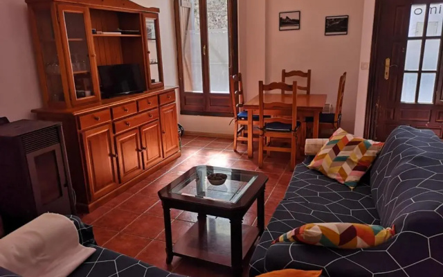 Amplio apartamento de montaña con terraza y WiFi