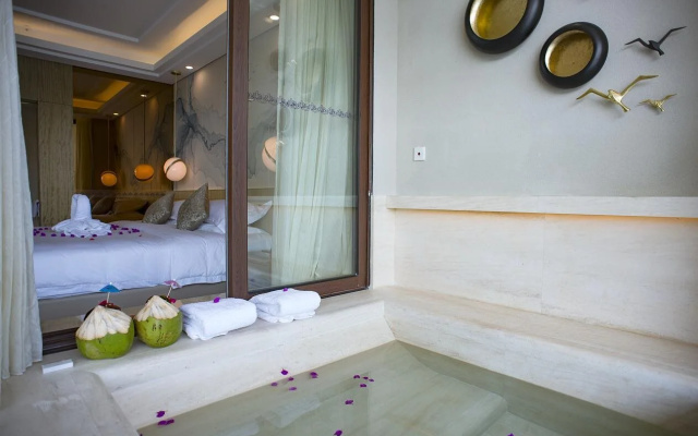 Hainan Mount Qixian Tang Hotel