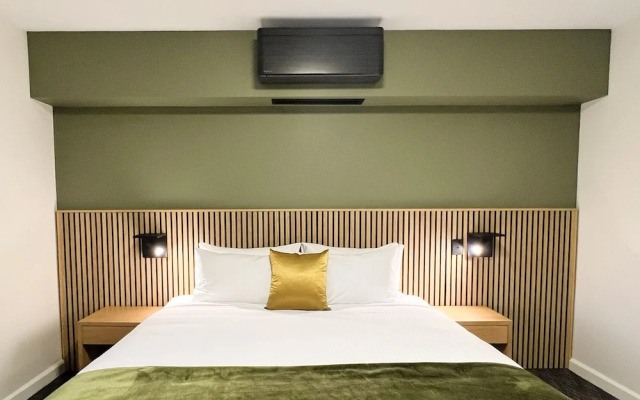 Mill Hotel Milperra Panania